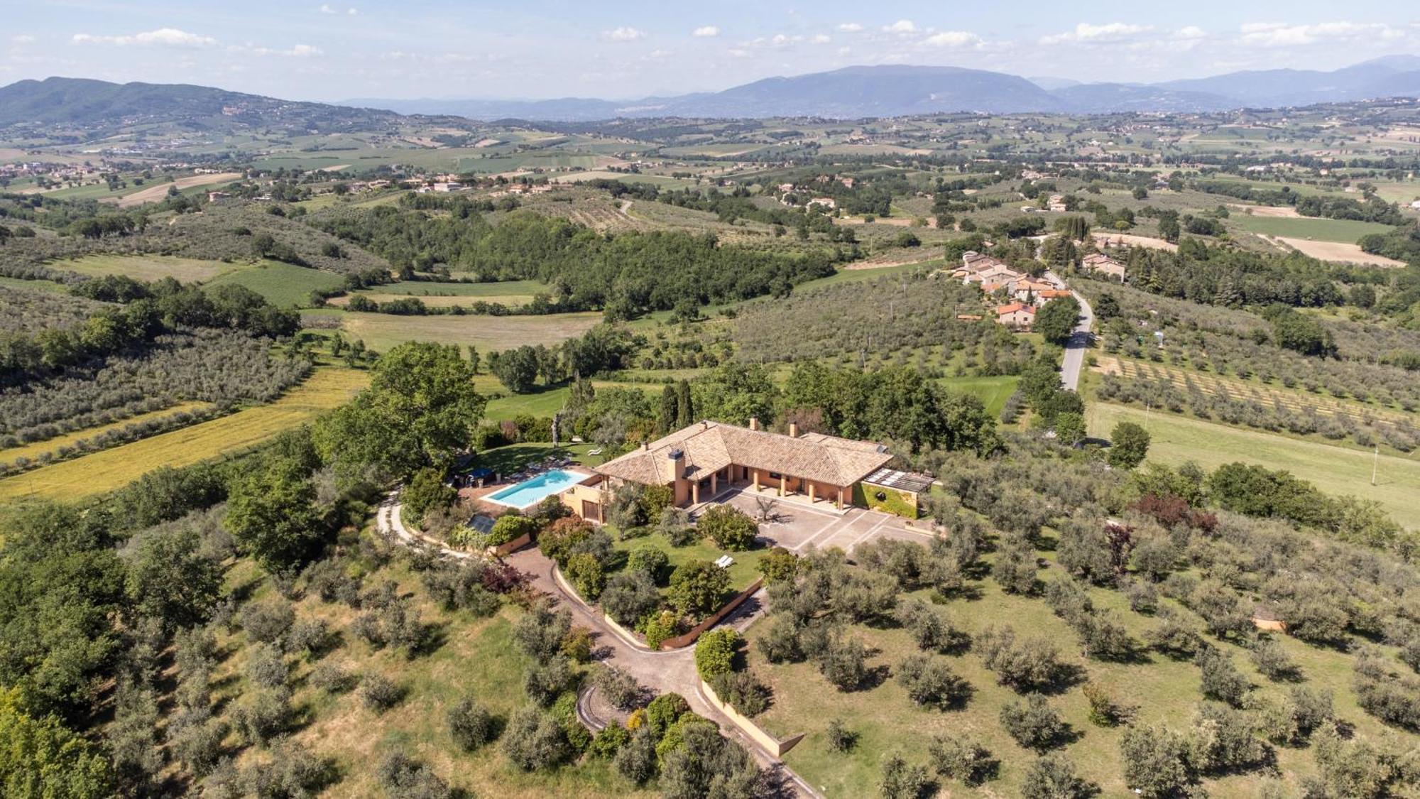 Villa Chiara Relax Giano dellʼUmbria Zewnętrze zdjęcie